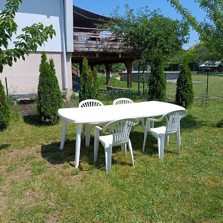 Gite Les Dames Du Quint 3 Etoiles Baume-les-Dames Zewnętrze zdjęcie